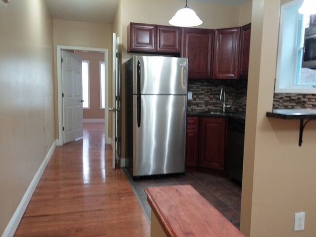 2442 N 17th St in Philadelphia, PA - Building Photo - Building Photo