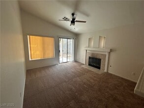 10519 Penns Creek Ct in Las Vegas, NV - Building Photo - Building Photo