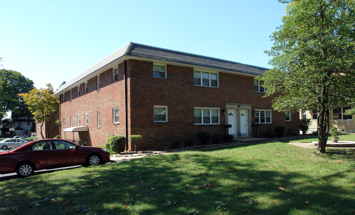 216 White Horse Pike in Haddon Heights, NJ - Foto de edificio