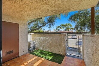 3683 Lucido Dr in Las Vegas, NV - Building Photo - Building Photo
