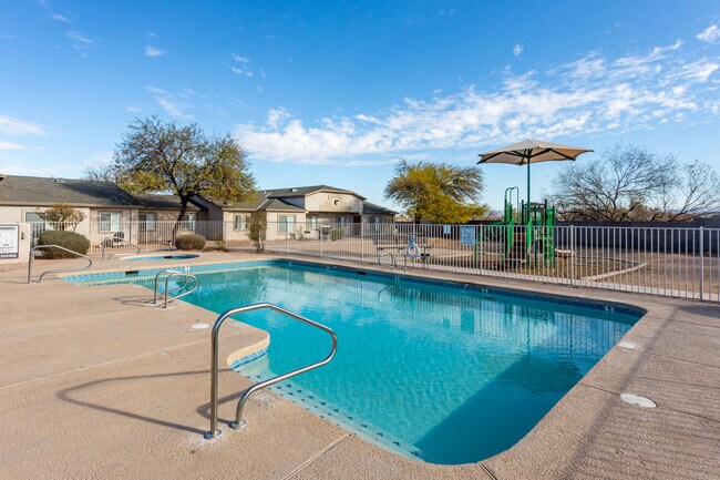 Florence Park Apartments in Florence, AZ - Foto de edificio - Building Photo