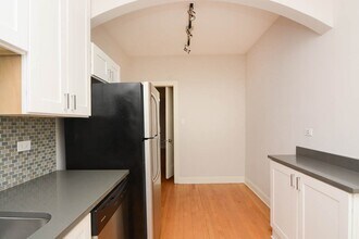 2324 N Rockwell St in Chicago, IL - Building Photo - Building Photo