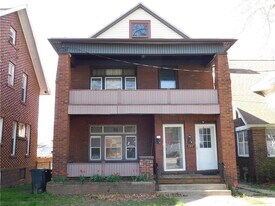 1158 Brown Ave, Unit 1 in Erie, PA - Building Photo