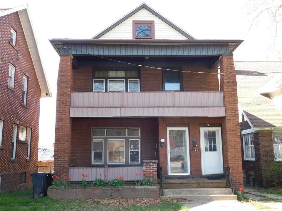 1158 Brown Ave, Unit 2 in Erie, PA - Building Photo