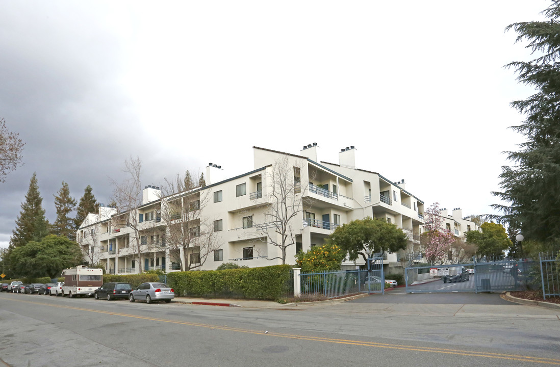 The Plaza in San Jose, CA - Building Photo