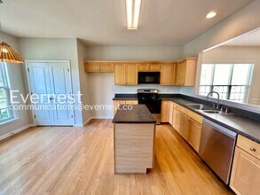 6635 Cold Stream Dr in Cumming, GA - Building Photo - Building Photo