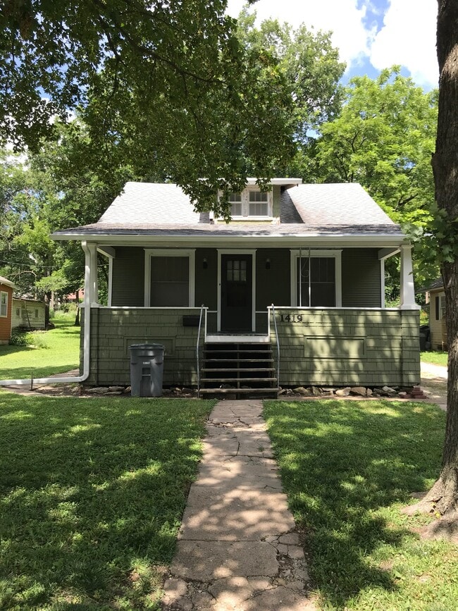 1419 Center St Rentals in Emporia, KS