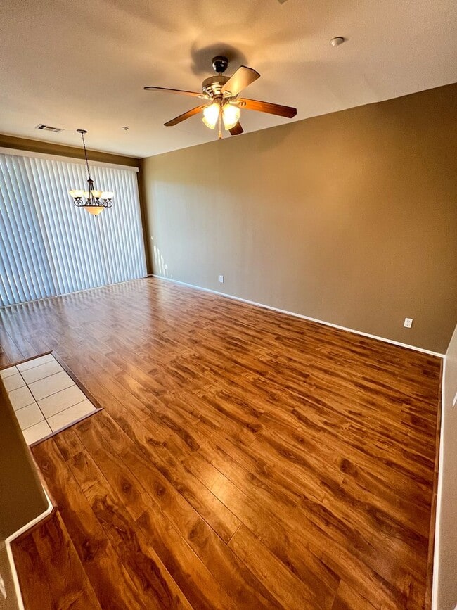 39255 Turtle Bay Ln in Murrieta, CA - Foto de edificio - Building Photo