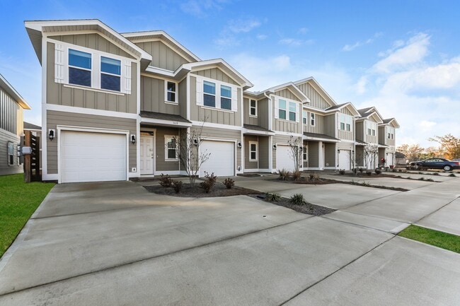 property at 1660 Caleigh Ct