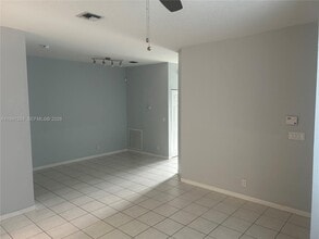 11707 NW 47th Dr in Coral Springs, FL - Building Photo - Building Photo