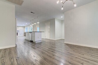 3501 Rockhurst Ln in Austin, TX - Building Photo - Building Photo