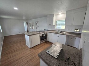 70 70th Ln N in Riviera Beach, FL - Building Photo - Building Photo