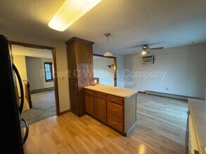 316 Knob Hill Dr in Hamden, CT - Building Photo - Building Photo