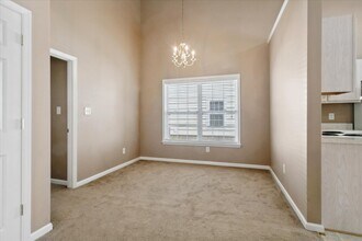 127 Kristin Ct in Yorktown, VA - Building Photo - Building Photo