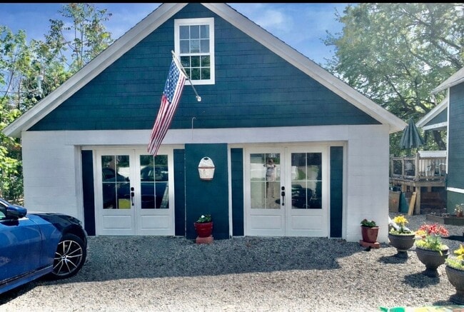 property at 16 Rock Hill Rd