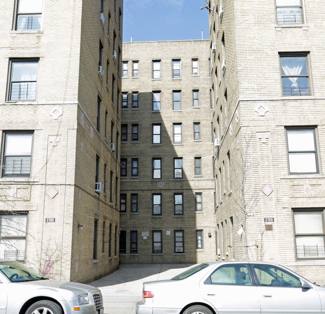 2765-2769 Matthews in Bronx, NY - Foto de edificio - Building Photo