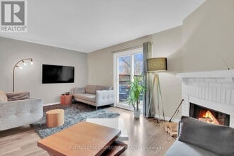 36 Greenboro Crescent in Ottawa, ON - Building Photo - Building Photo