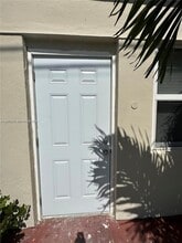 1956 Lincoln St in Hollywood, FL - Building Photo - Building Photo