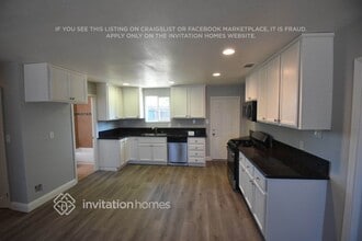 6517 Larry Way in North Highlands, CA - Building Photo - Building Photo