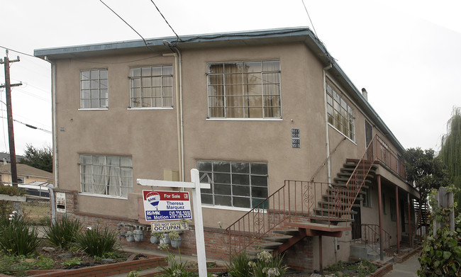 9509-9519 E St in Oakland, CA - Building Photo - Building Photo