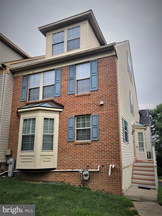6610 Buskin Ln in Glen Burnie, MD - Building Photo