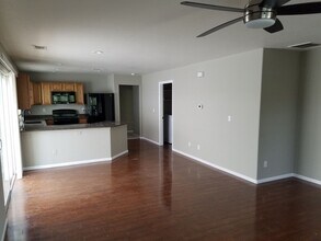 19510 E 50th Pl in Denver, CO - Foto de edificio - Building Photo