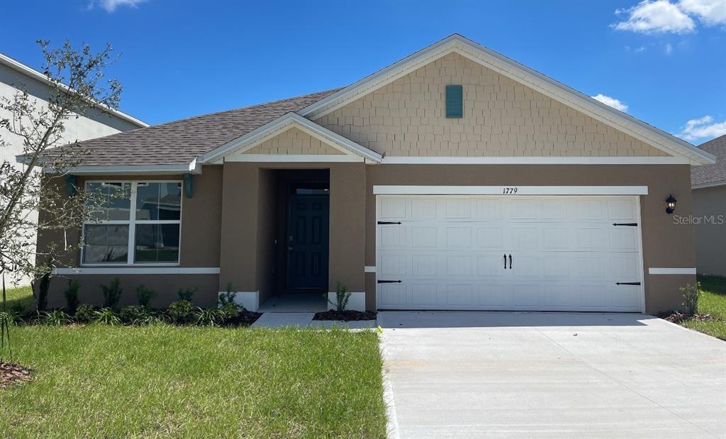 1779 Buckeye Rd in Davenport, FL - Building Photo