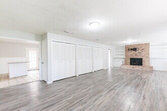 5401 7th St in Lubbock, TX - Building Photo - Building Photo