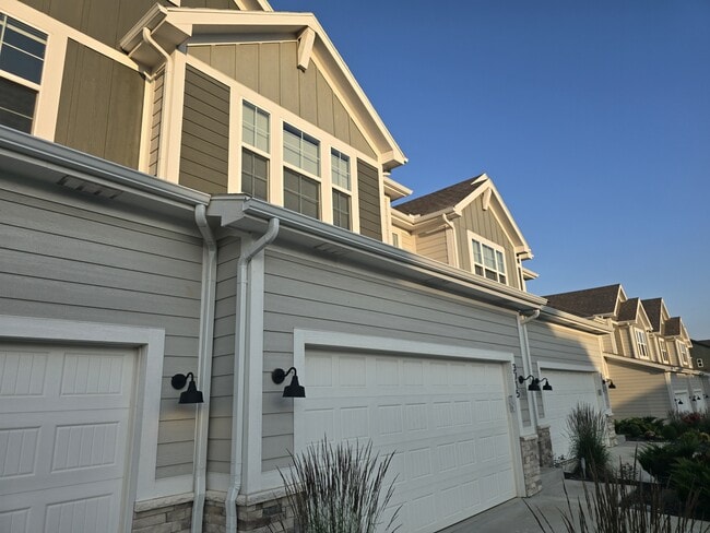 property at 3713 SW Walsh Dr
