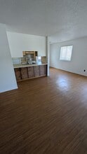 3317 Myrle St, Unit 3317 Myrle B in Alton, IL - Foto de edificio - Building Photo