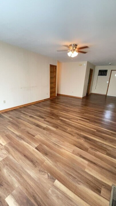 184 Hendrixson Dr in Manchester, TN - Building Photo