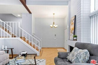 4555 Alla Rd in Marina Del Rey, CA - Building Photo - Building Photo