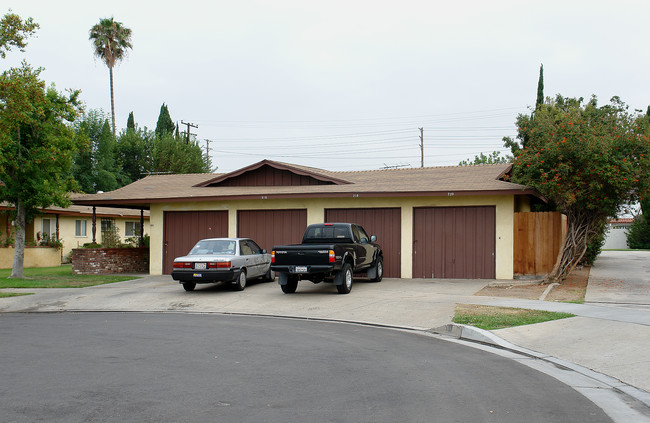 214 S Oak St in Orange, CA - Building Photo - Building Photo