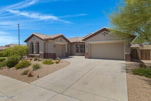 2268 W River Rock Trail in Phoenix, AZ - Building Photo
