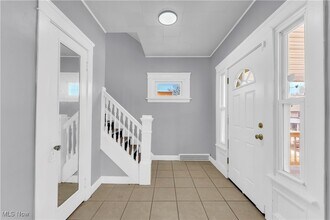 3138 W 101st St in Cleveland, OH - Building Photo - Building Photo