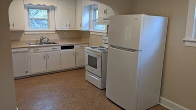 2000 Thomas Ave in Columbia, TN - Building Photo - Building Photo