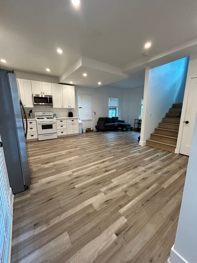 property at 1334 W 22nd St