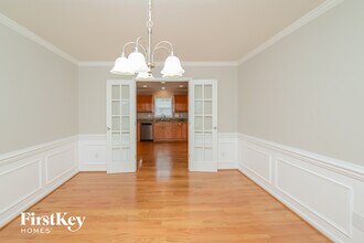 1127 Brown's Run Dr in Kernersville, NC - Foto de edificio - Building Photo