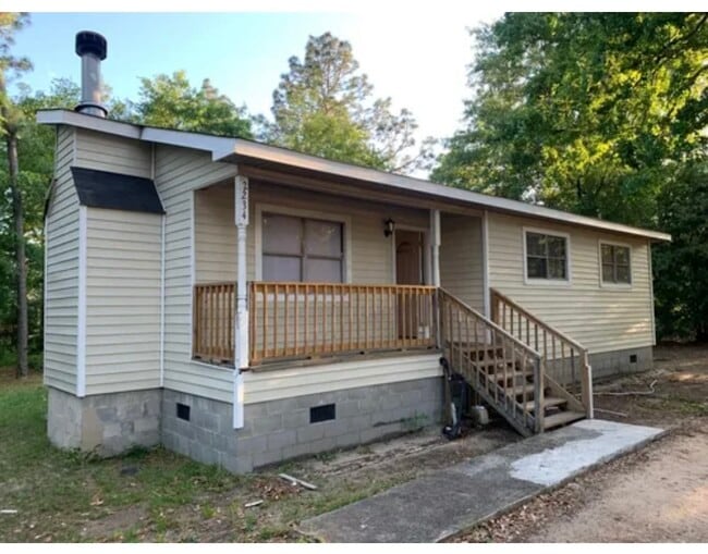 property at 2234 Moncrieff St