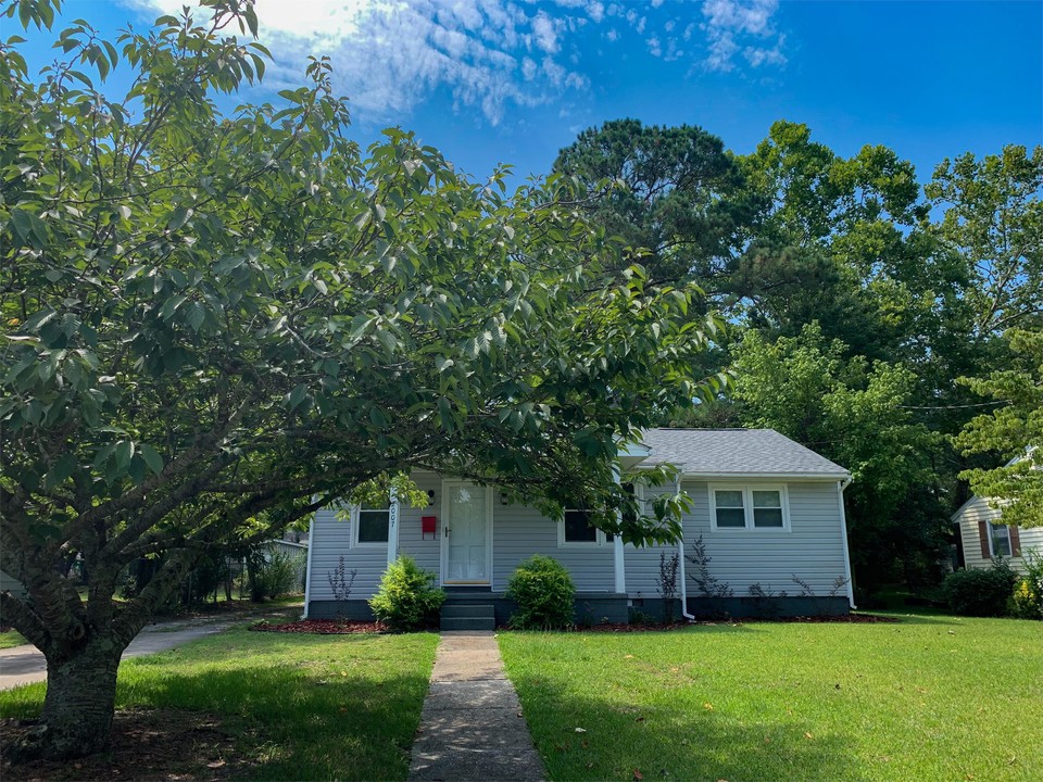 2007 Grace Ave in New Bern, NC - Building Photo