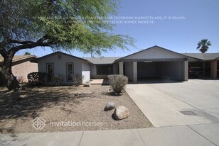 11010 W Calle del Sol in Phoenix, AZ - Building Photo