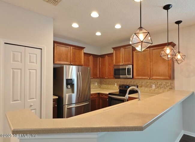 6176 Casterbridge Rd in Jacksonville, FL - Building Photo - Building Photo