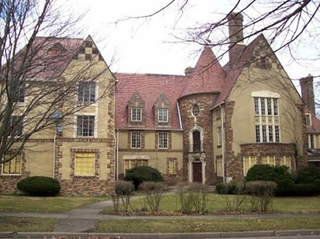 1404 S Lincoln Ave in Urbana, IL - Foto de edificio - Building Photo