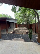 4601 Depew Ave in Austin, TX - Foto de edificio - Building Photo