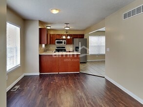 6804 Trevino Way in Florence, KY - Building Photo - Building Photo