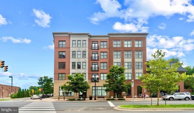 property at 1107 S Walter Reed Dr