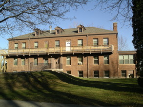 Maple View Apartments in Owatonna, MN - Building Photo - Building Photo