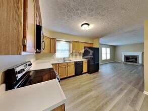 4626 Laurel View Dr in Cincinnati, OH - Building Photo - Building Photo