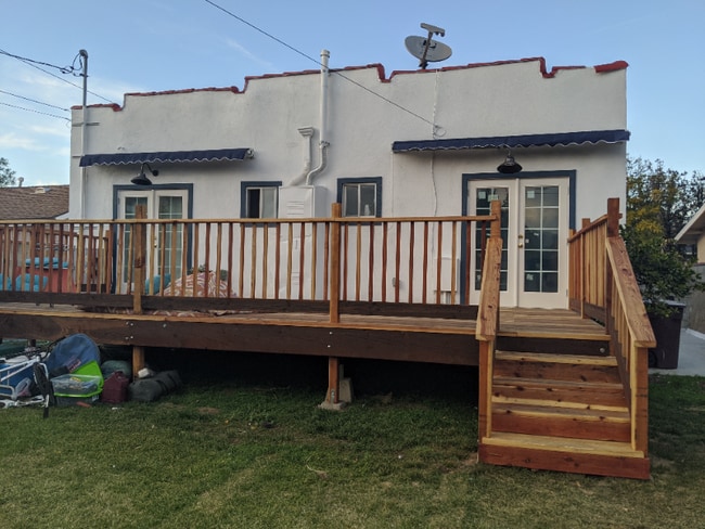 1122 E Harvard St in Glendale, CA - Building Photo - Building Photo