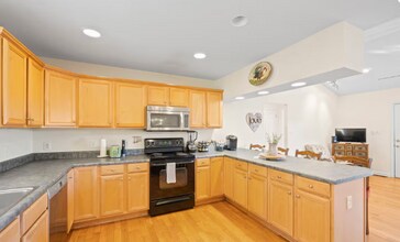 958 Hopewell Rd in Morganton, NC - Building Photo - Building Photo